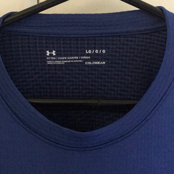 Under Armour fitted long sleeve - Picture 2 of 2
